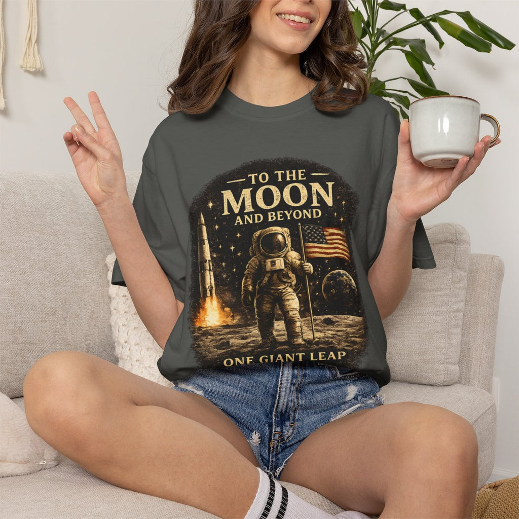 To The Moon and Beyond astronaut graphic T-shirt - Pepper product photo | MR7ART