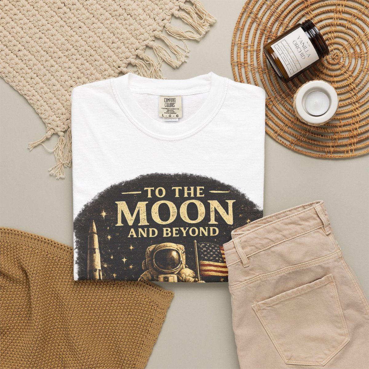 To The Moon and Beyond astronaut graphic T-shirt - White product photo | MR7ART