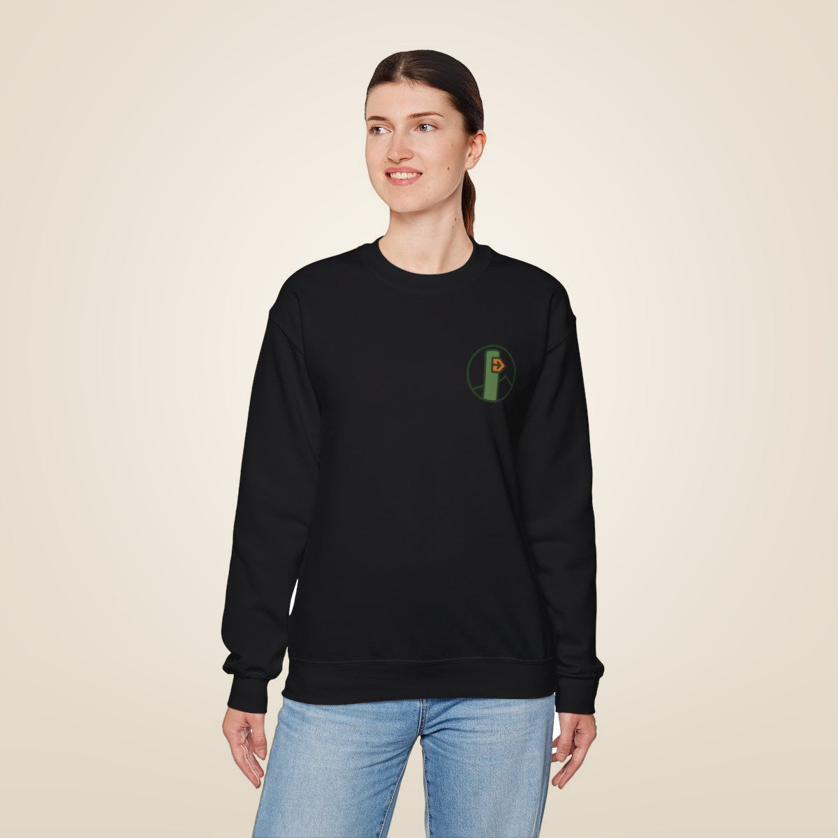 Hiking Sweatshirt - Black worn by a model | MR7ART